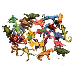 Rainforest Cafe lot of 23 pose able  animal toys